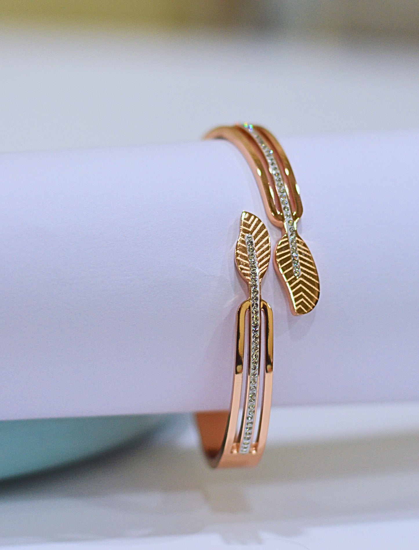 Open band Rose gold and diamond kada