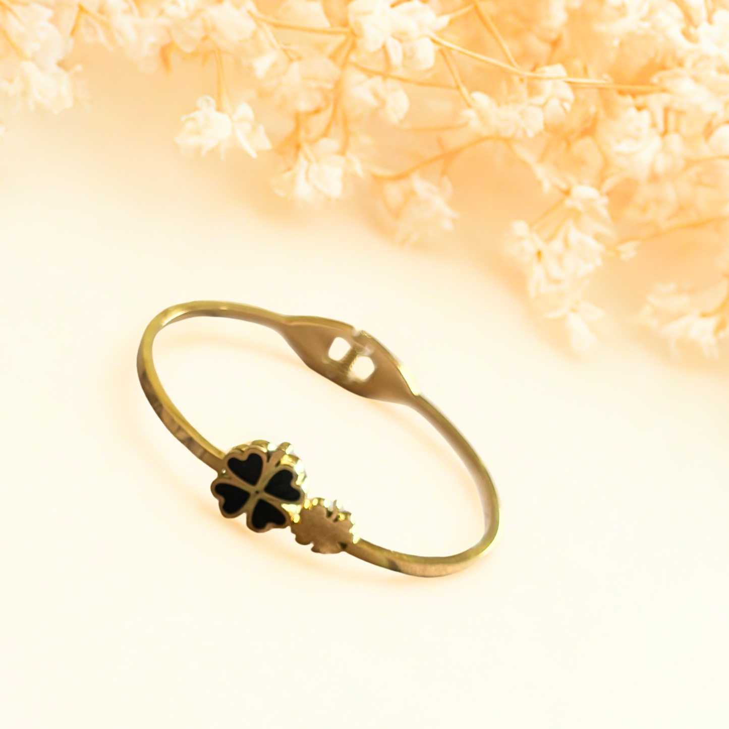 Stainless steel black flower design gold kada