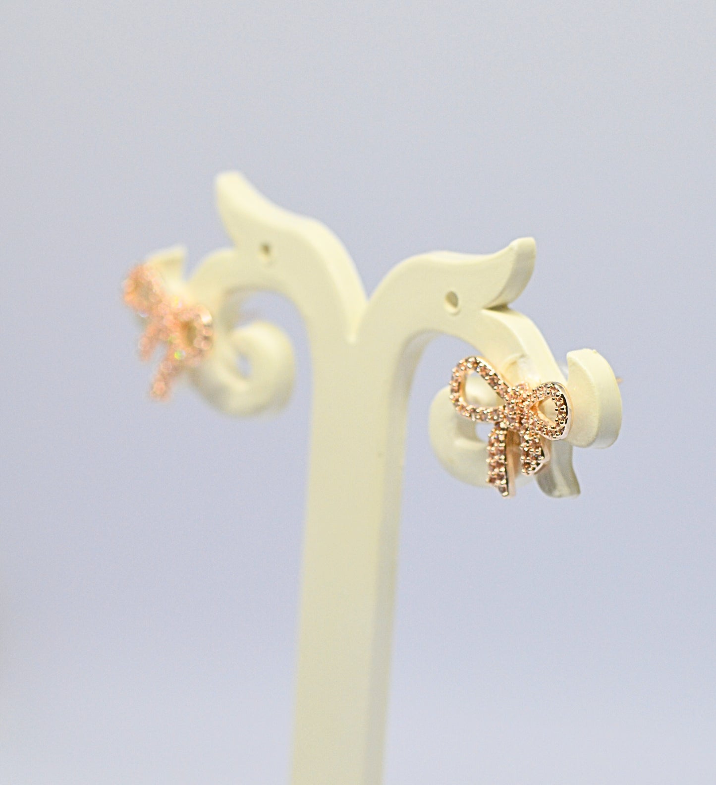 Stylish bow design diamond earrings