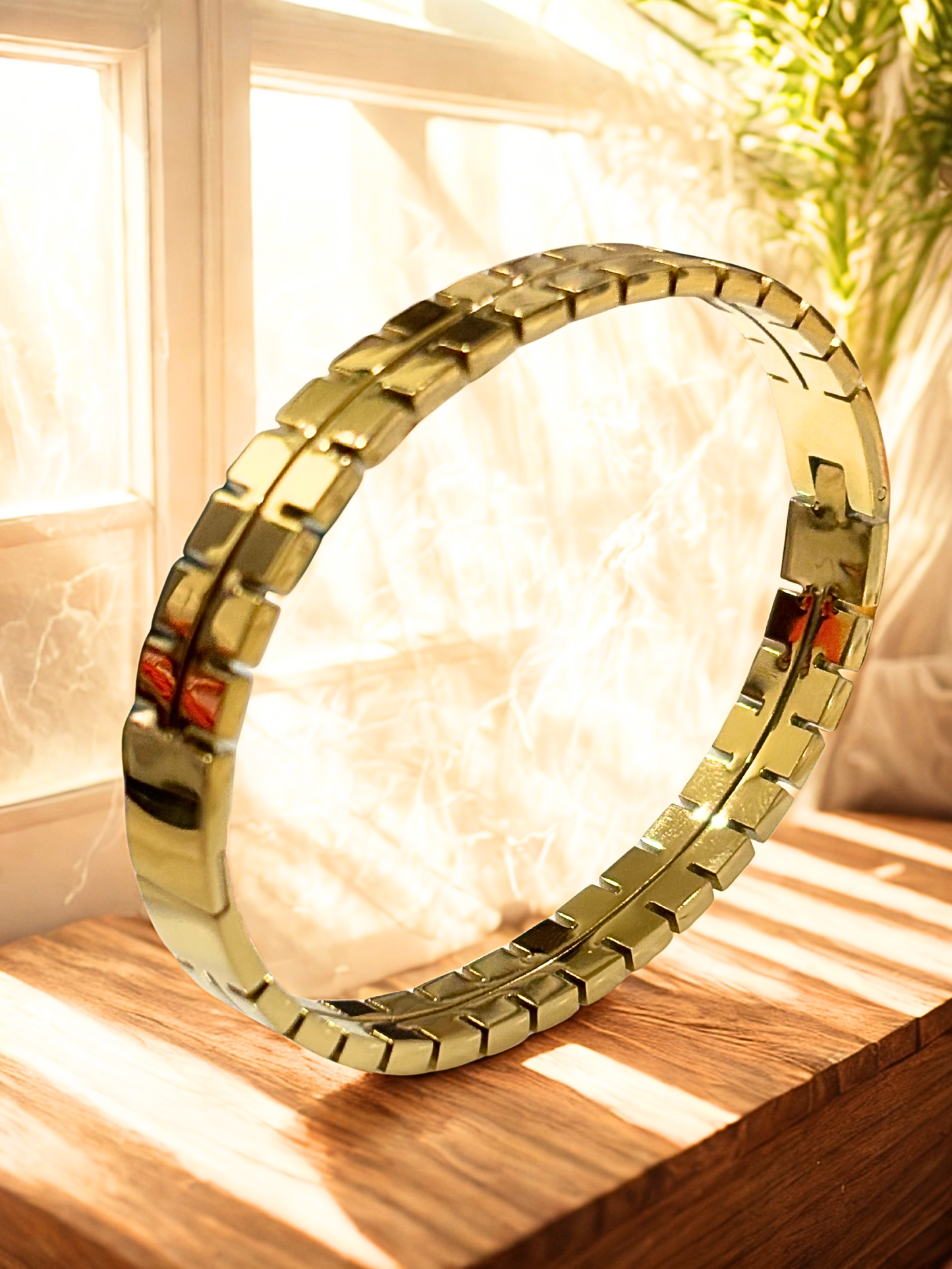 Stainless steel striking matte gold-tone bracelet