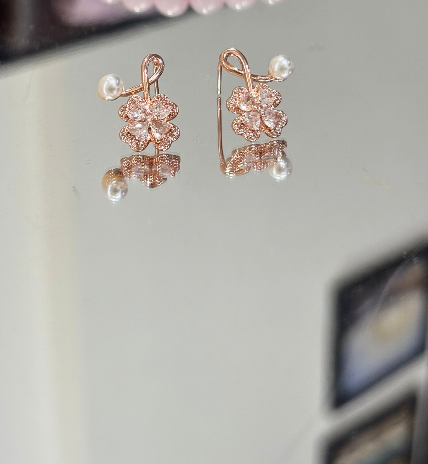 Rose Gold Floral Pearl Stud Earrings