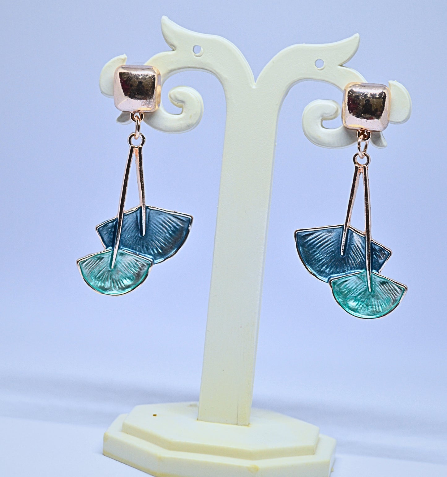 Stylish lotus leaf hanging earrings