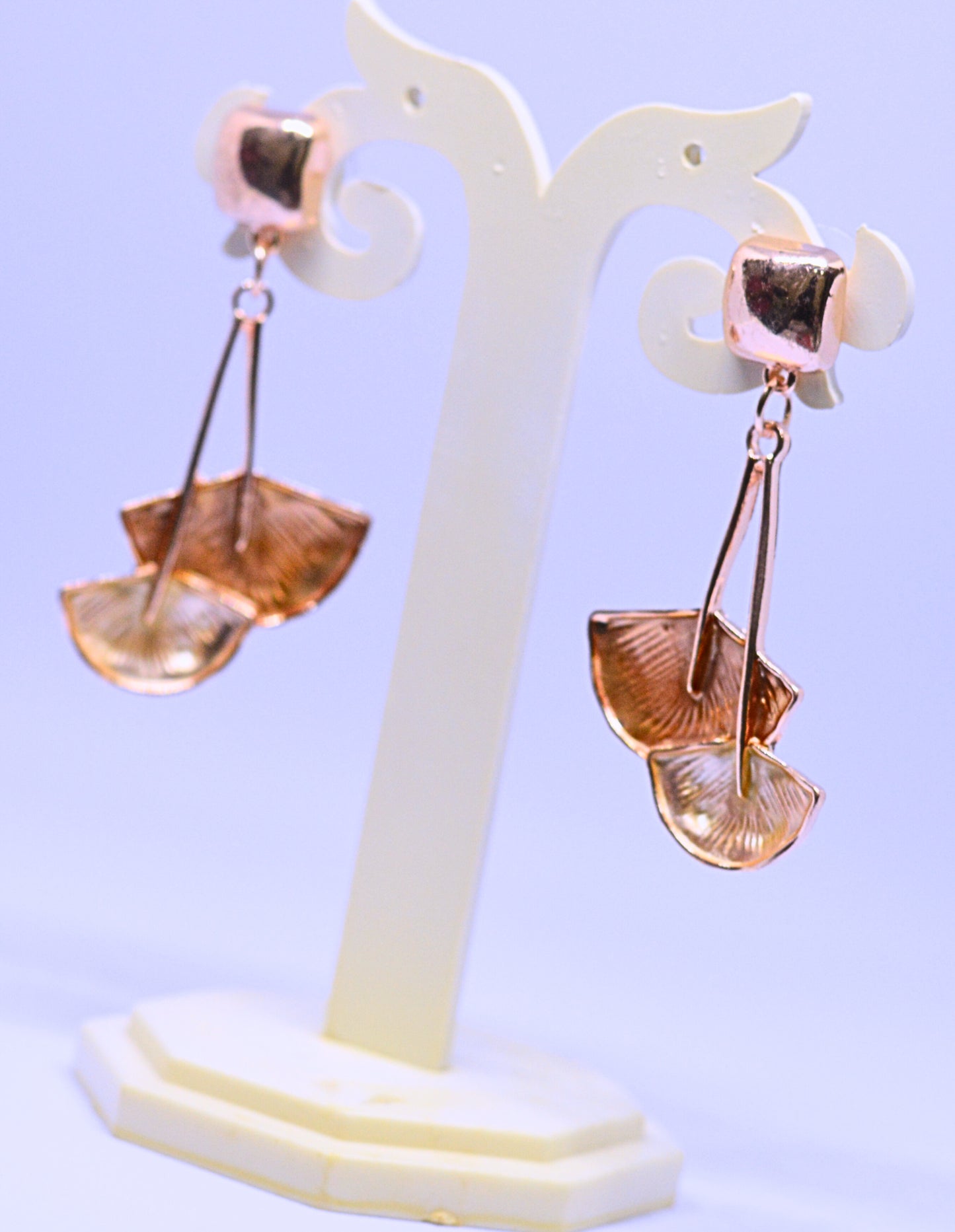 Stylish lotus leaf hanging earrings