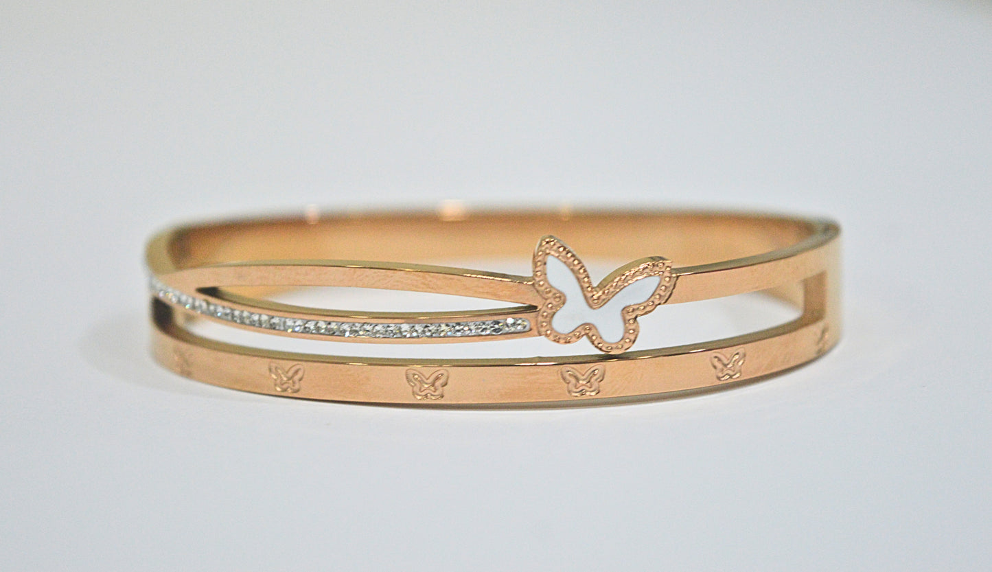 Rose gold and diamond kada