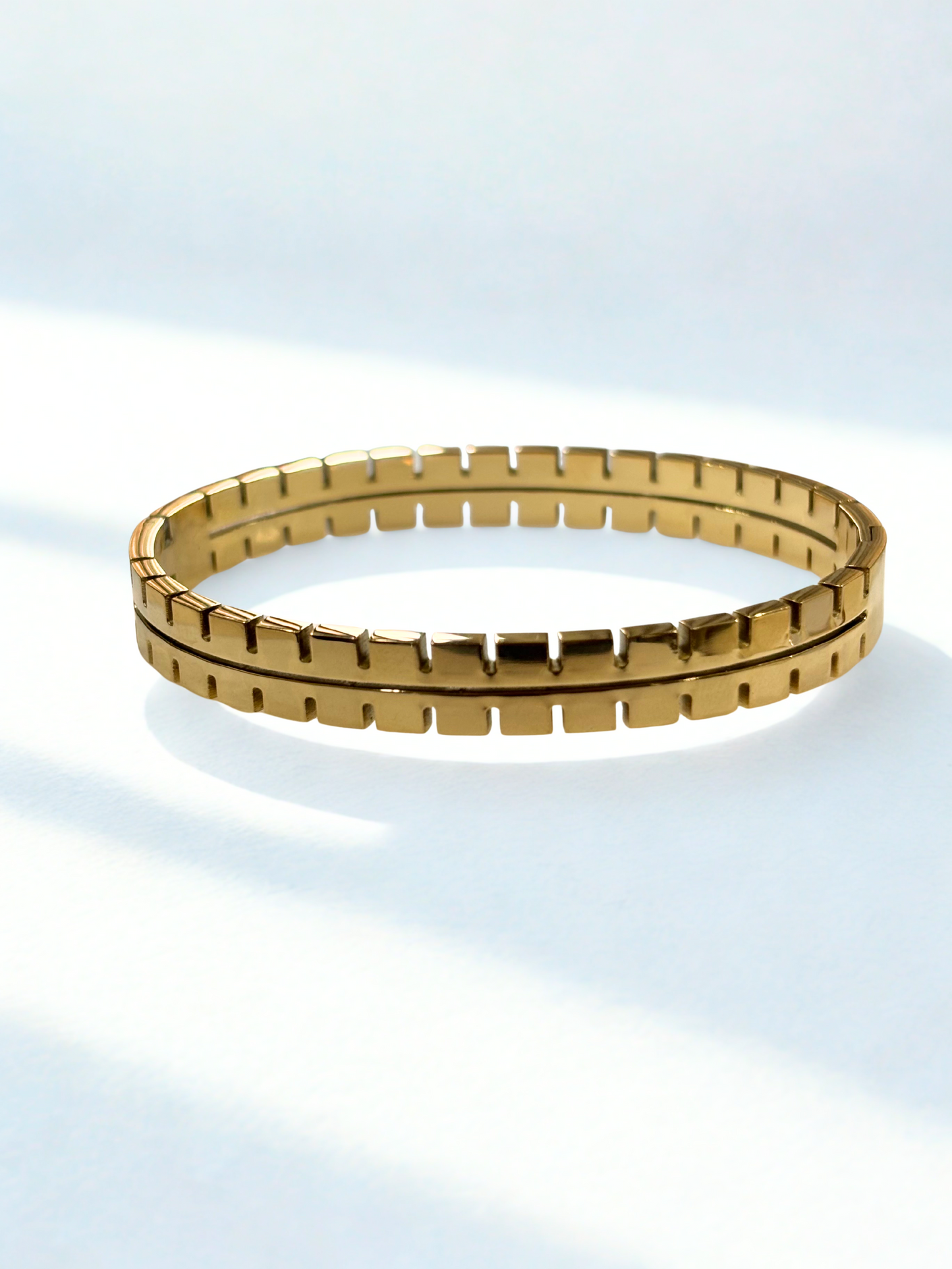 Stainless steel striking matte gold-tone bracelet