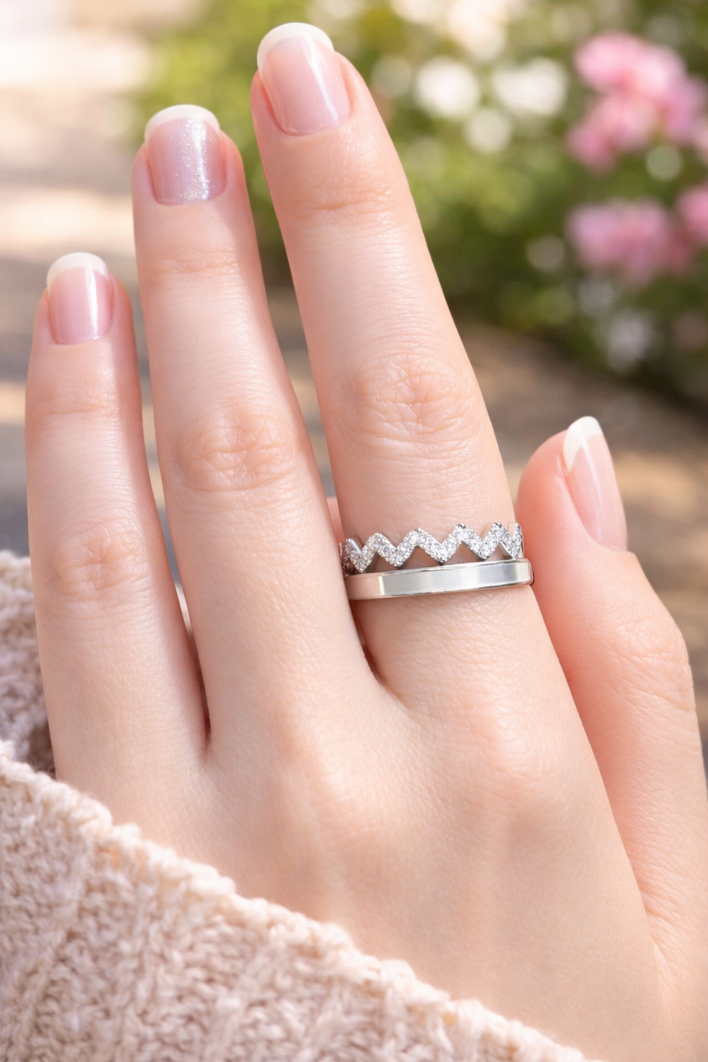 Zigzag Crown AD Band Ring