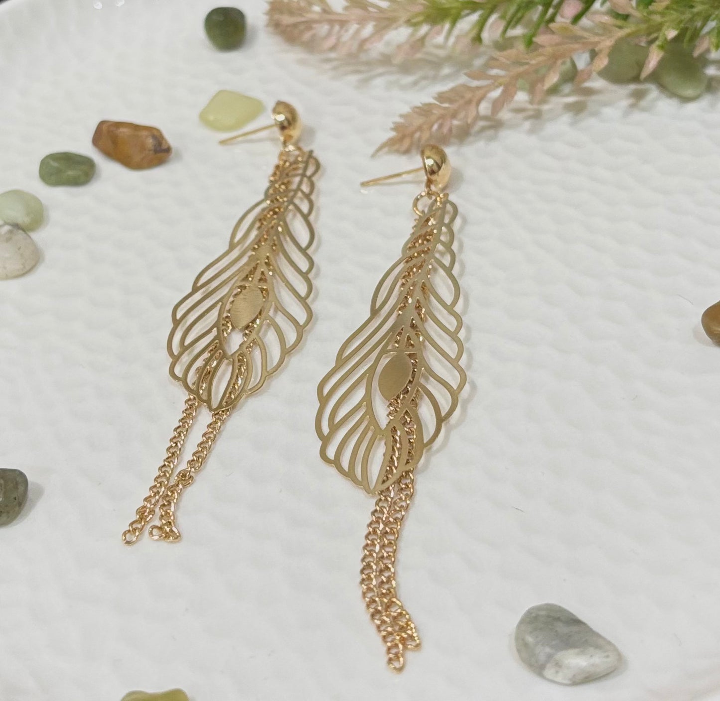 Peacock hanging feather design