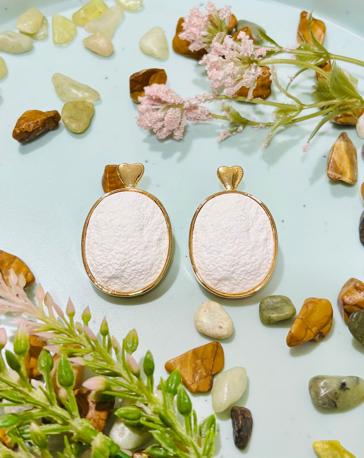 Latest stone fashion earrings