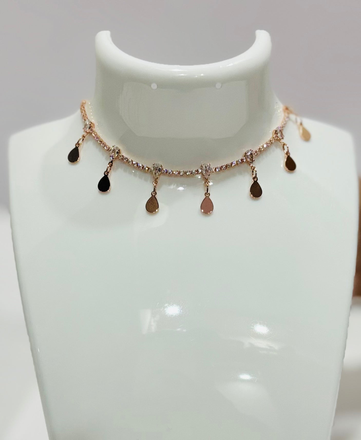 Rose gold choker necklace