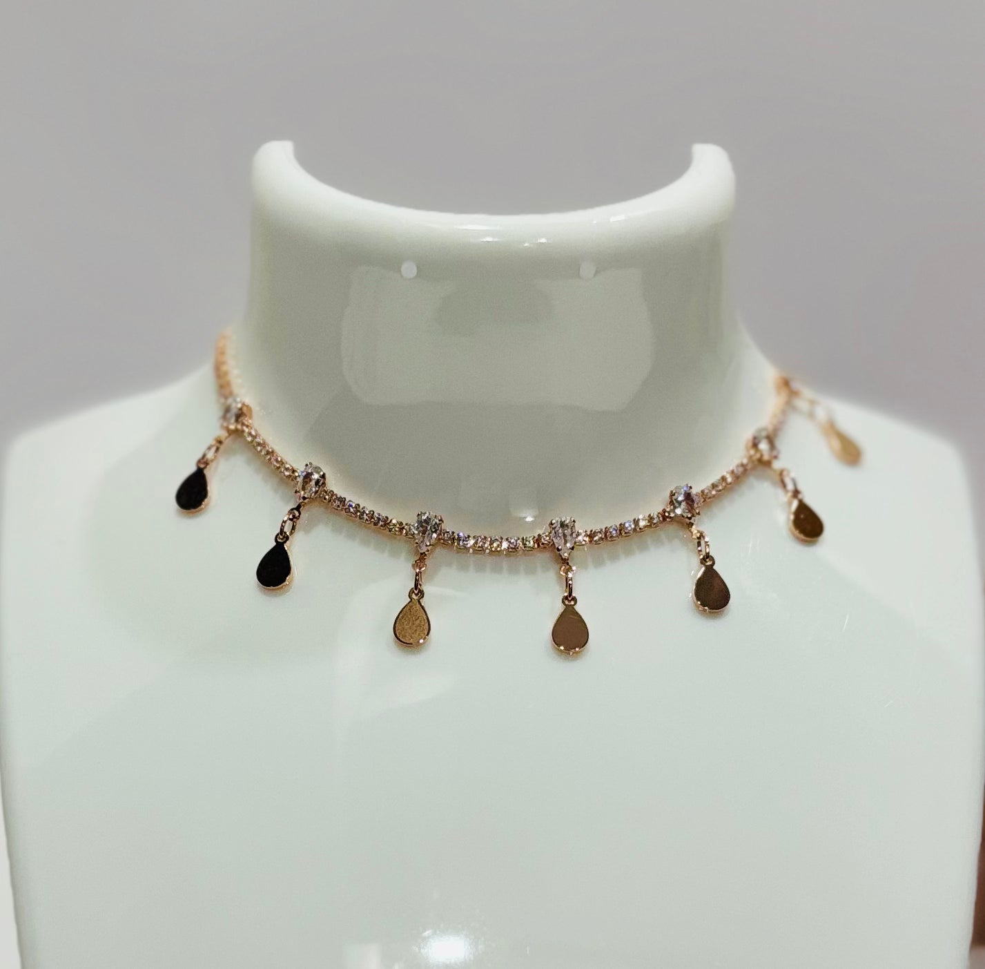 Rose gold choker necklace