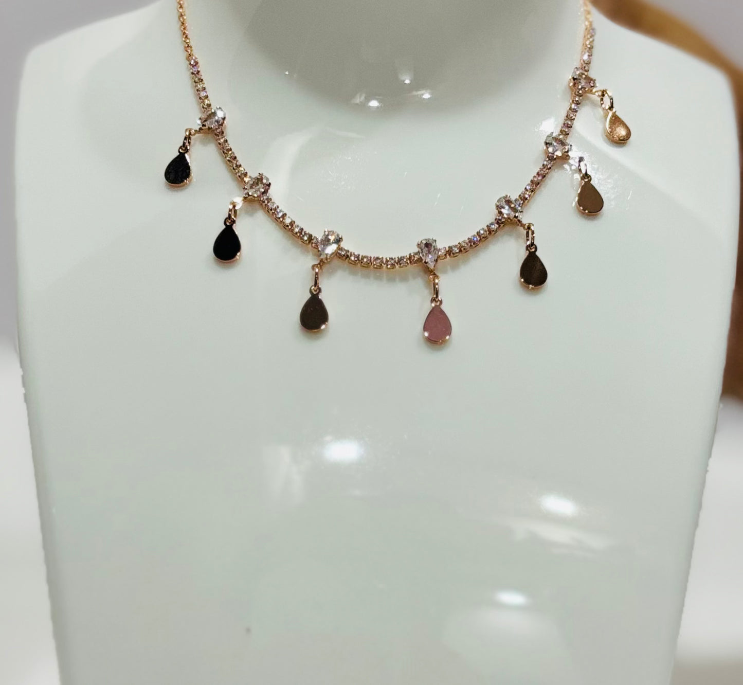 Rose gold choker necklace
