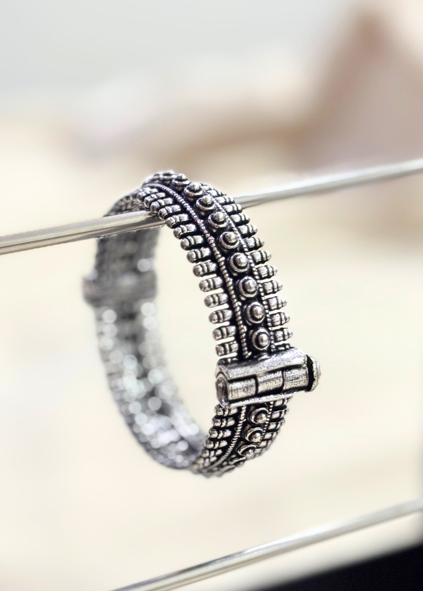 Rustic Radiance Kada