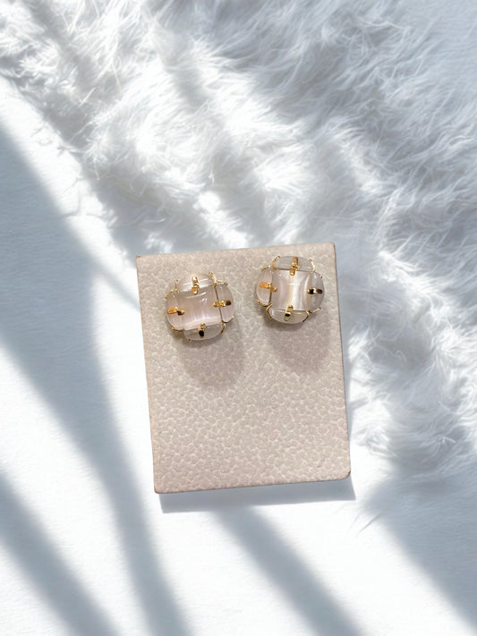 Pearl Glow Square Shell Stud Earrings