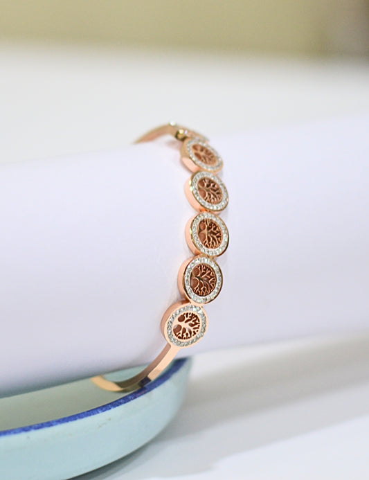 Rose gold and diamond kada