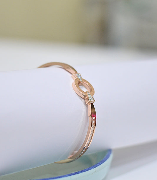 Open band Rose gold and diamond kada