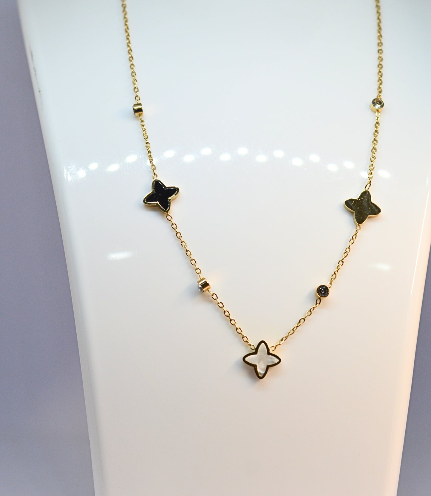 stylish chian with black and white star