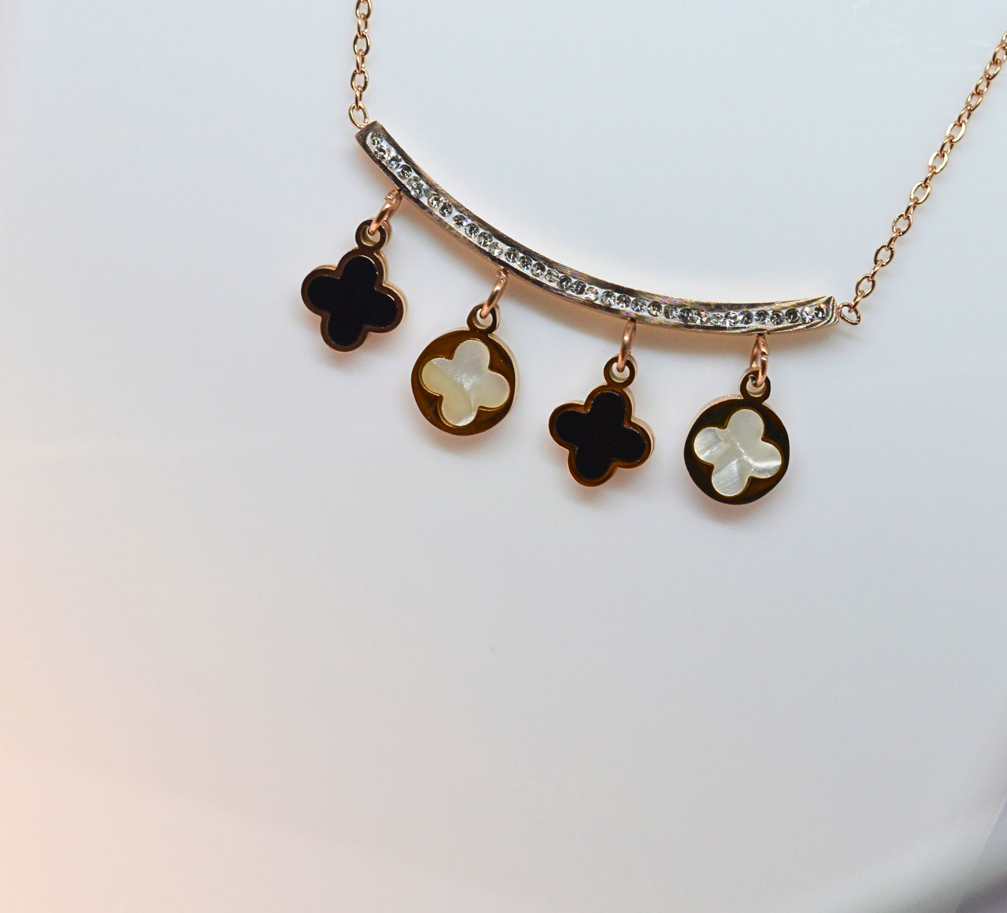 Stainless steel rose gold chain with Pendant