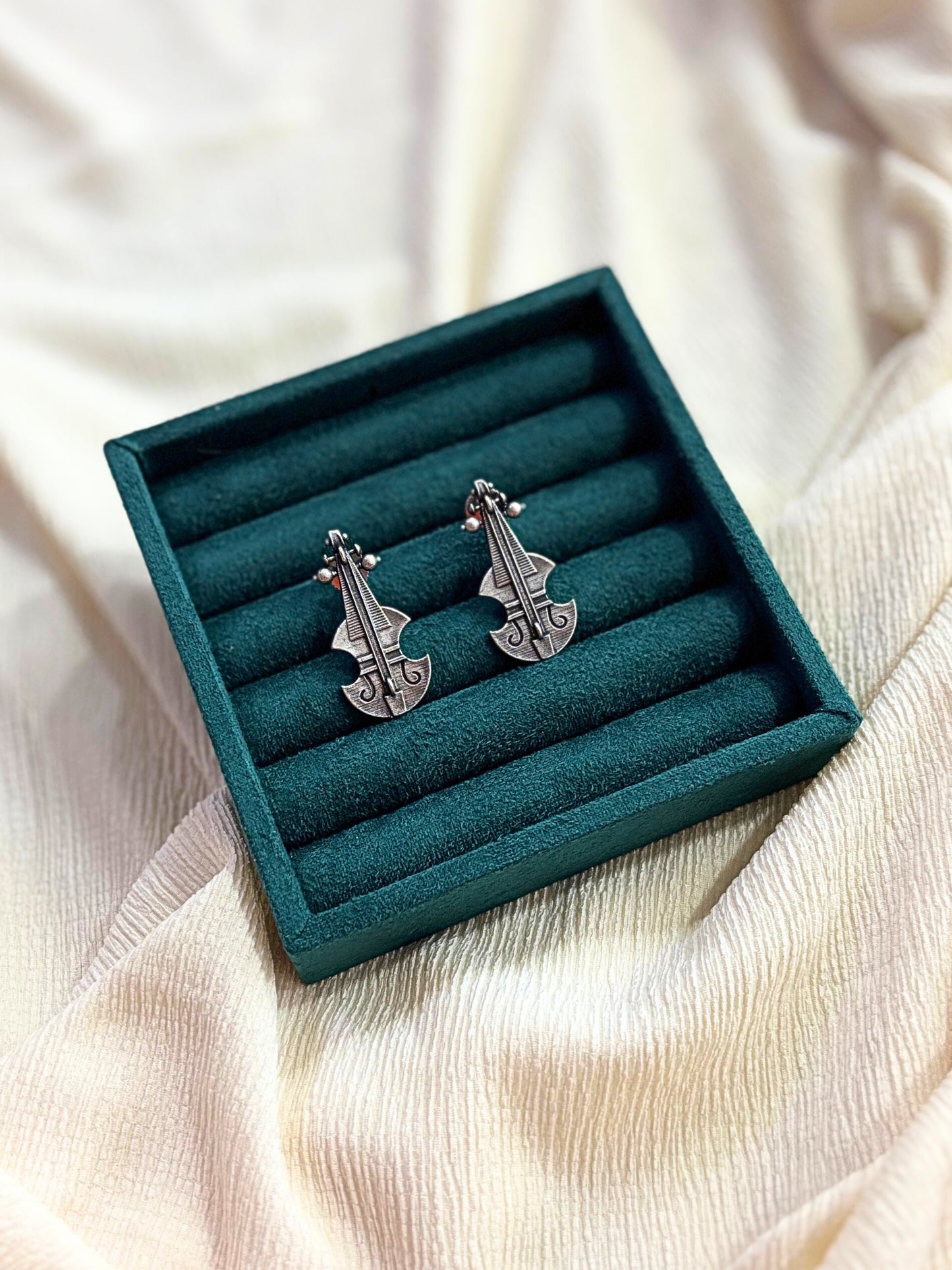 Melodic Oxidised Violin Studs