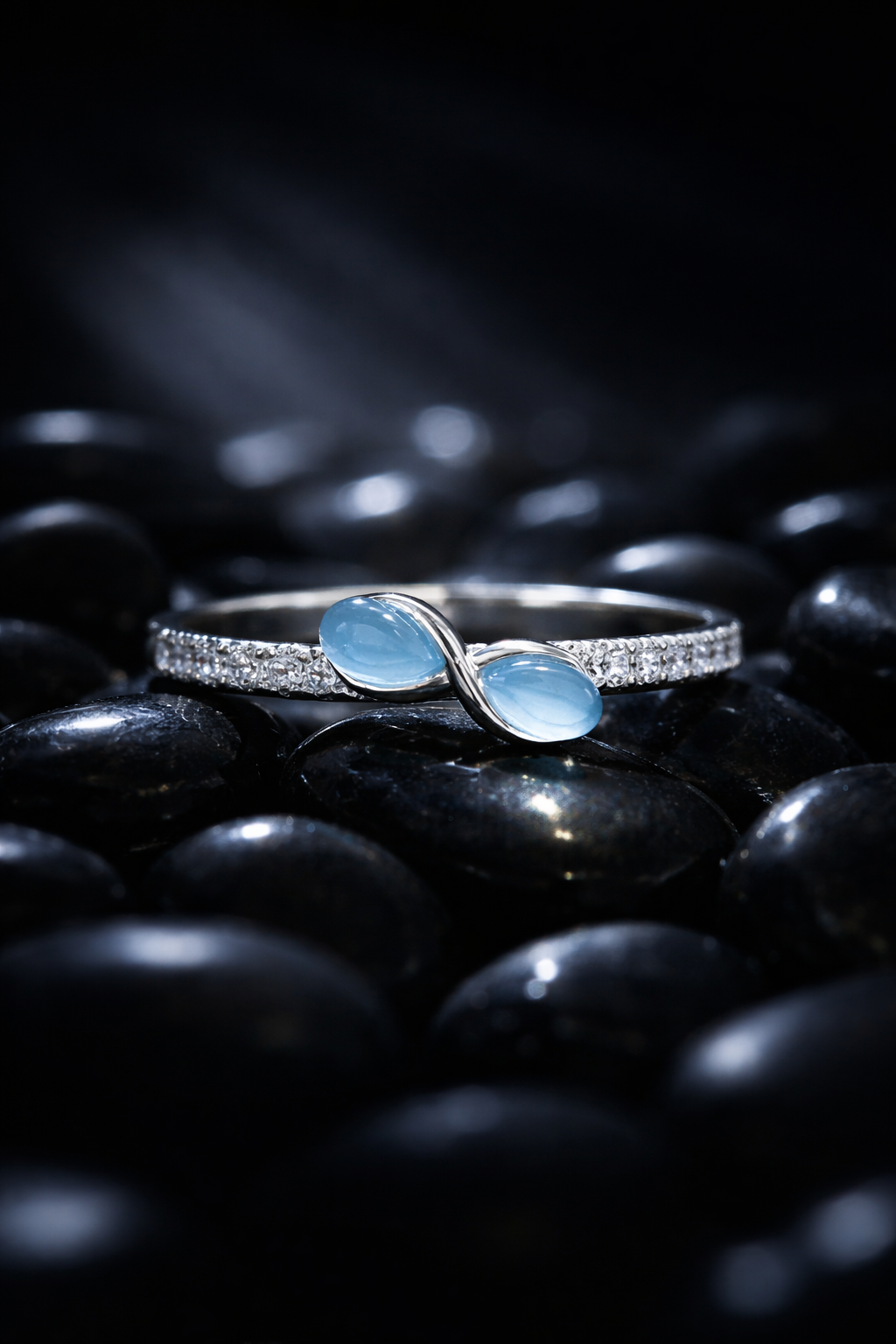 Serene Twist Dual-Stone Ring