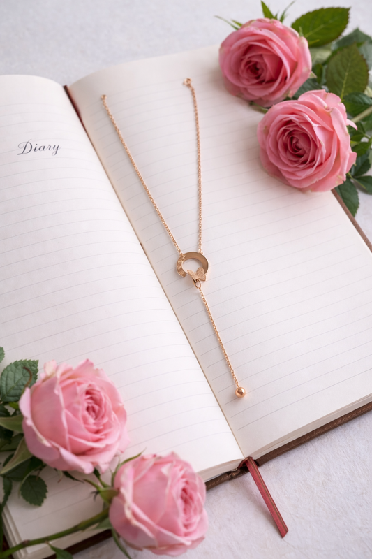 Serene Circle Necklace