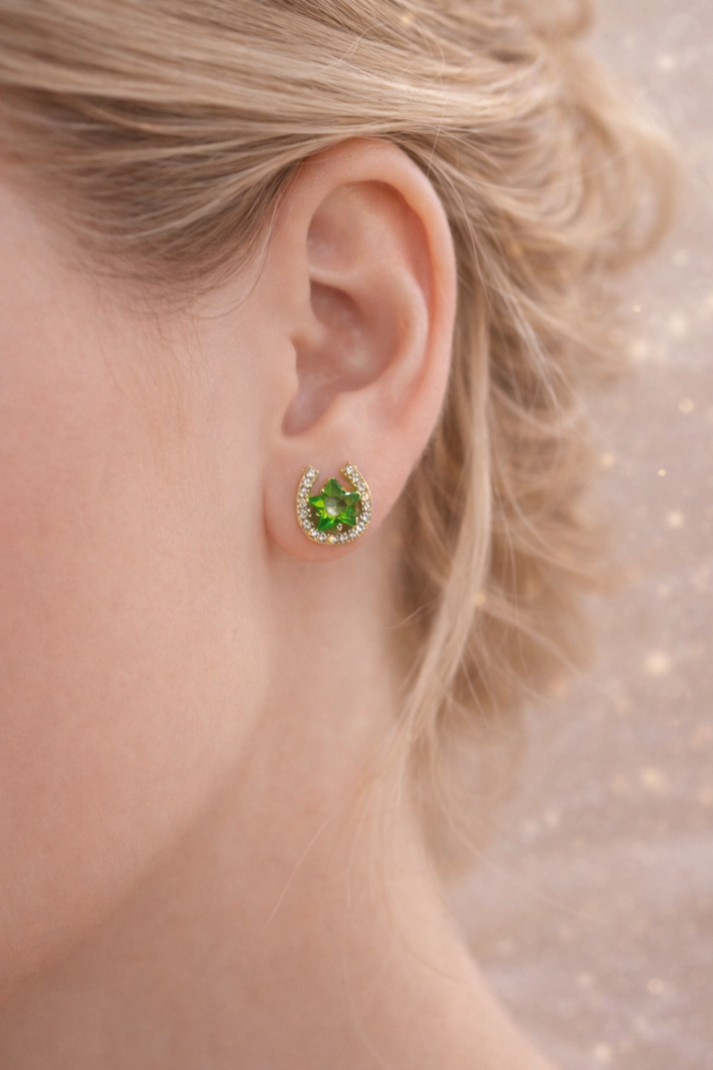 Eterna Shine AD Stone Stud Earrings