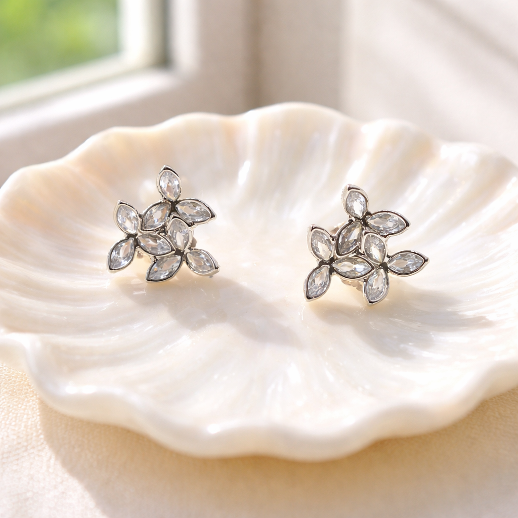 Imported tri-flower design in silver