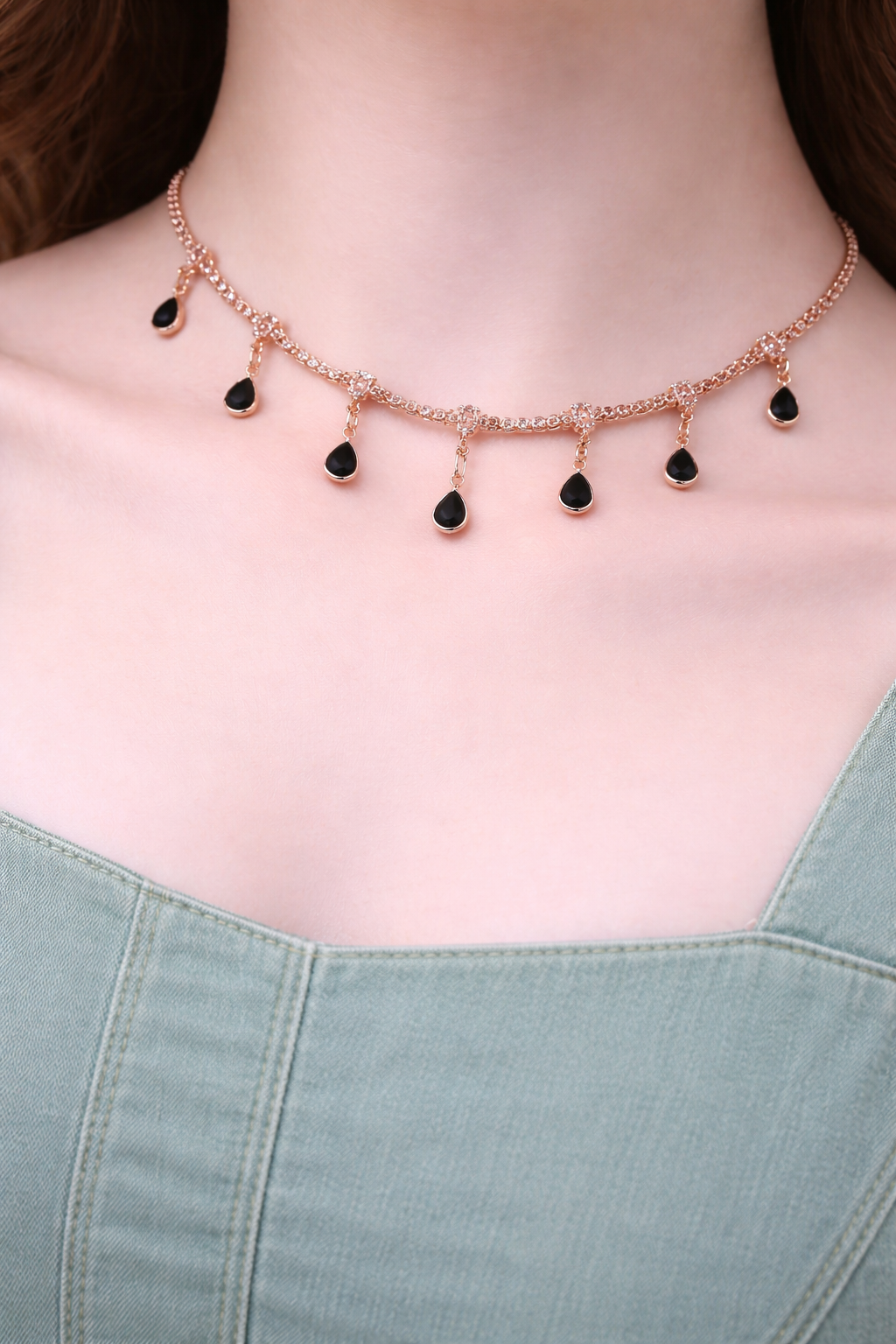 Black gem diamond choker necklace