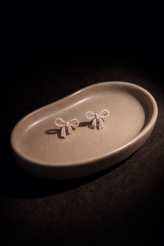 Stylish bow design diamond earrings