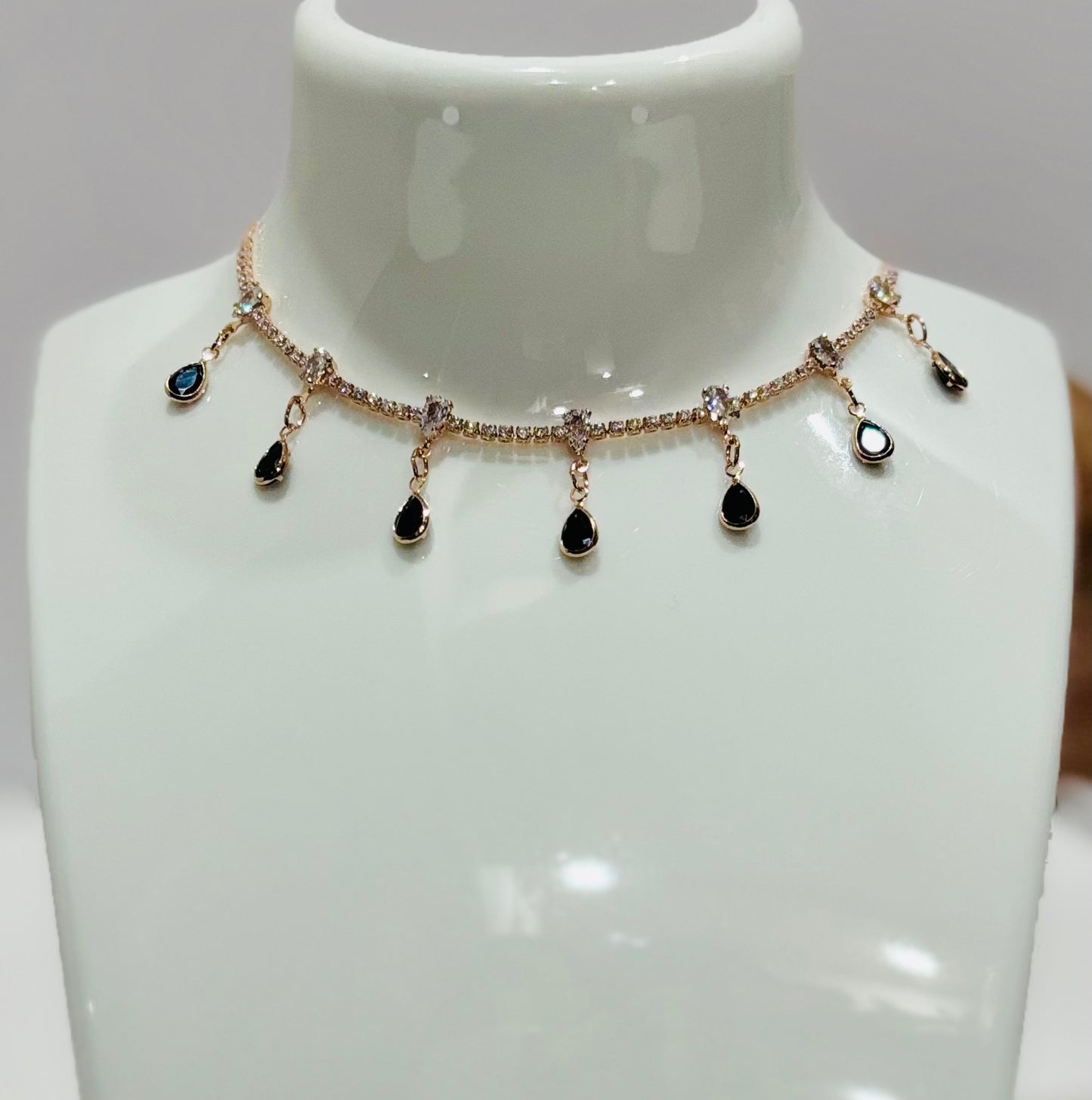 Black gem diamond choker necklace
