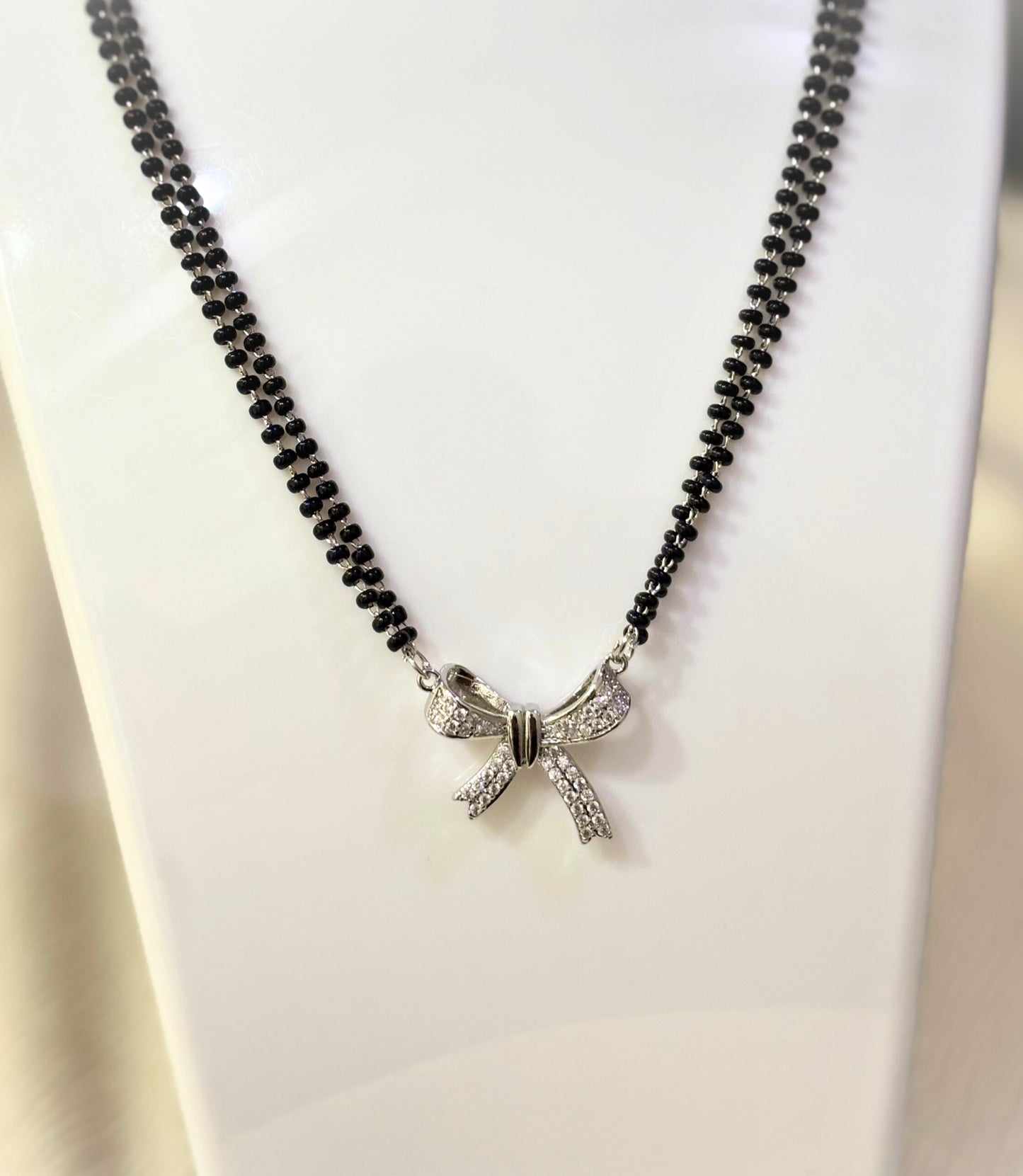 Sparkling Bow Charm Mangalsutra