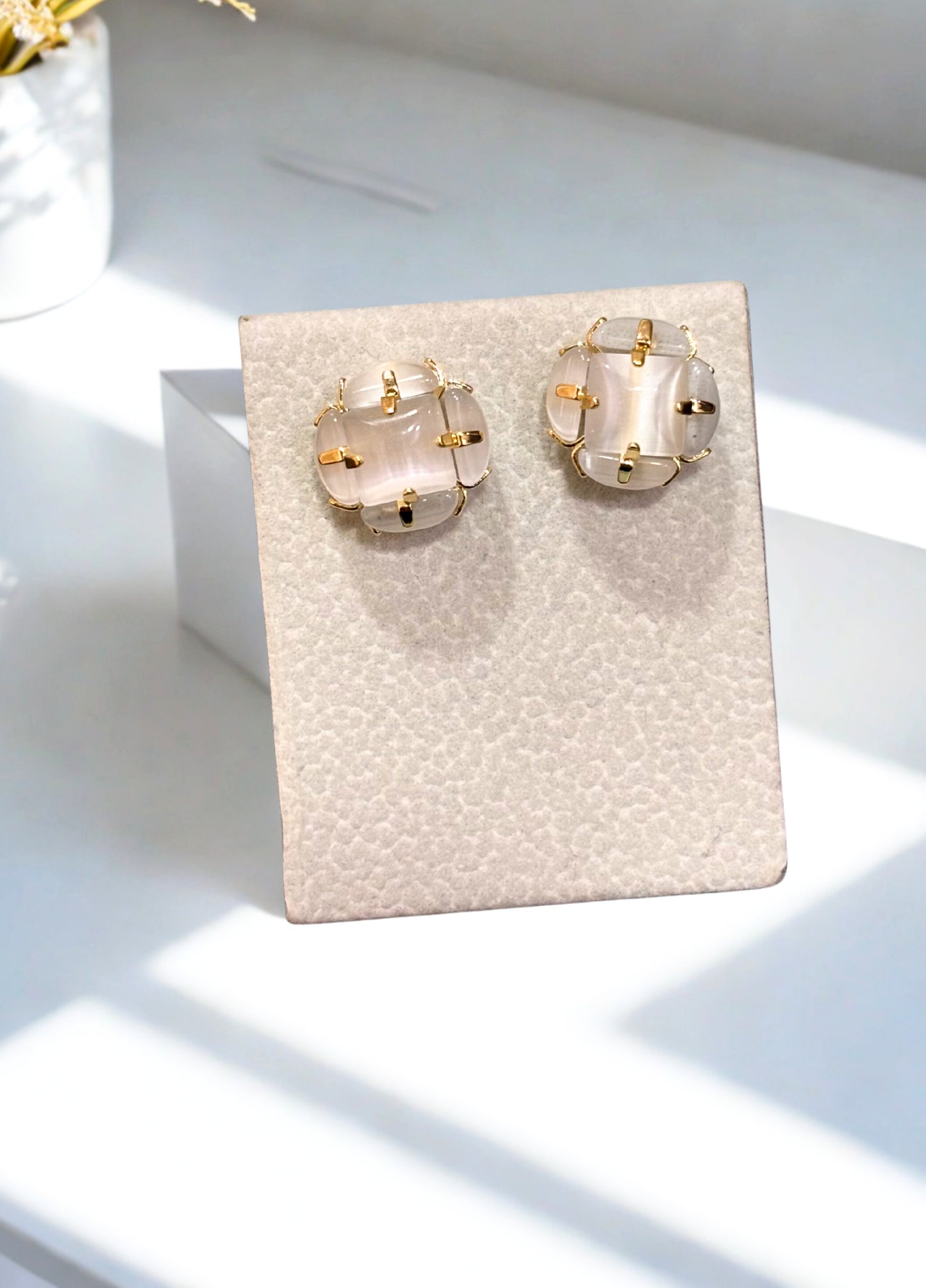 Pearl Glow Square Shell Stud Earrings